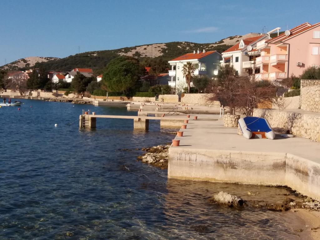 Apartments Next To Sea Maris Novalja Bagian luar foto